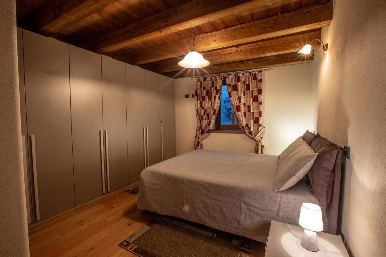 L'atelier Du Temps - Les Greniers Apartment