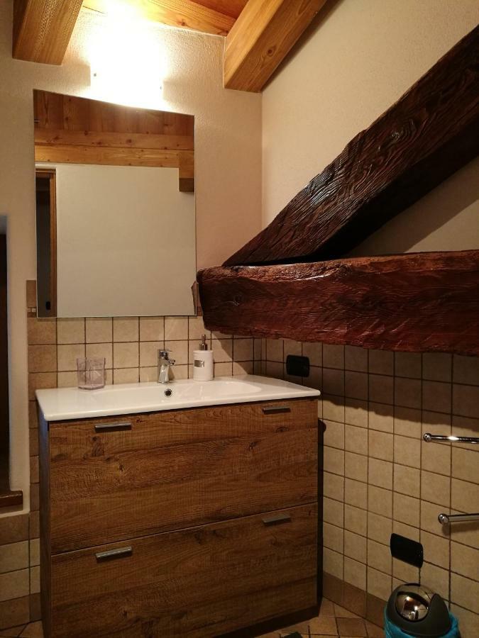 Apartment L'atelier Du Temps - Les Greniers Aosta